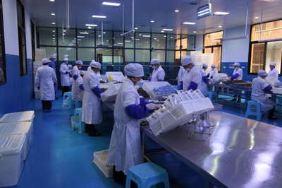 金角老四川牛肉干 傳統(tǒng)美食與藥品零售的跨界融合